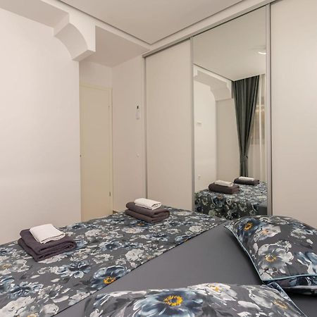 Apartments Hope Dugi Rat Εξωτερικό φωτογραφία