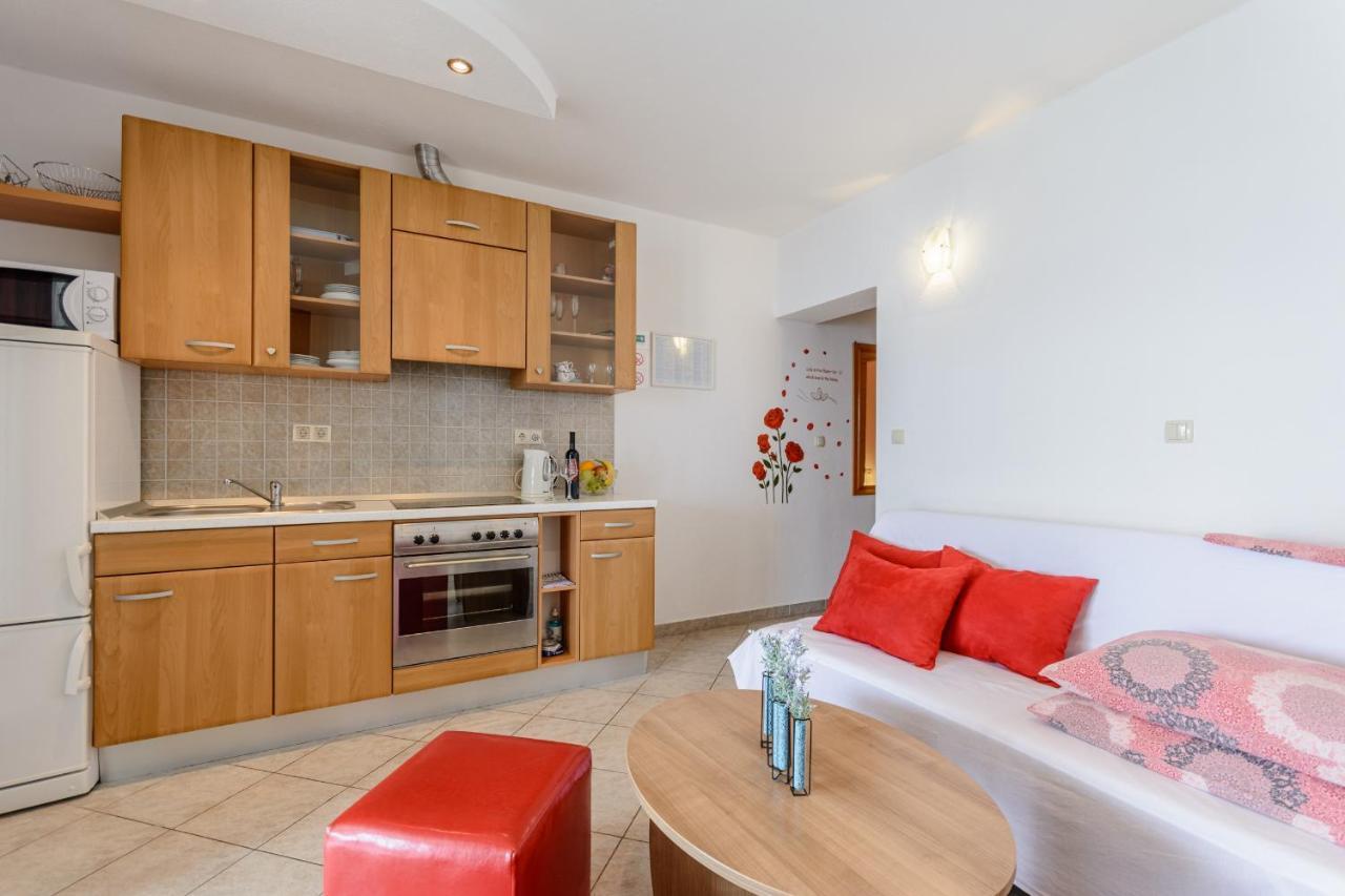 Apartments Hope Dugi Rat Εξωτερικό φωτογραφία