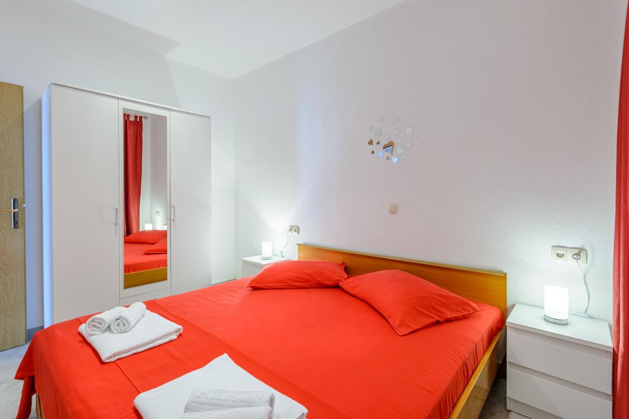 Apartments Hope Dugi Rat Δωμάτιο φωτογραφία