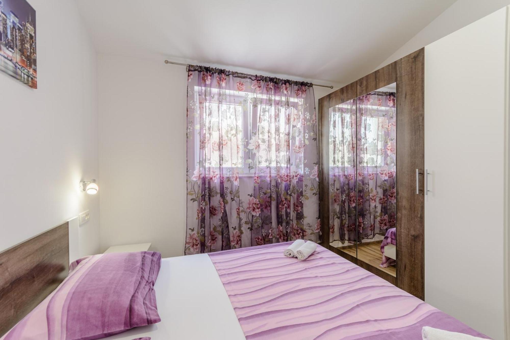 Apartments Hope Dugi Rat Δωμάτιο φωτογραφία