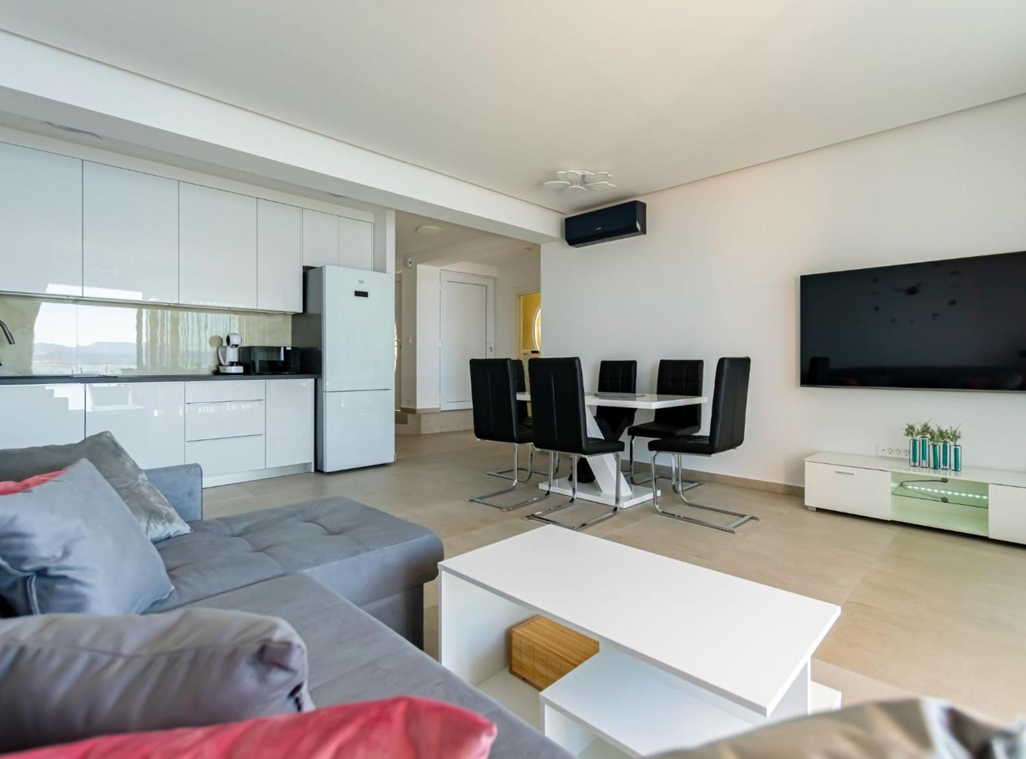 Apartments Hope Dugi Rat Εξωτερικό φωτογραφία